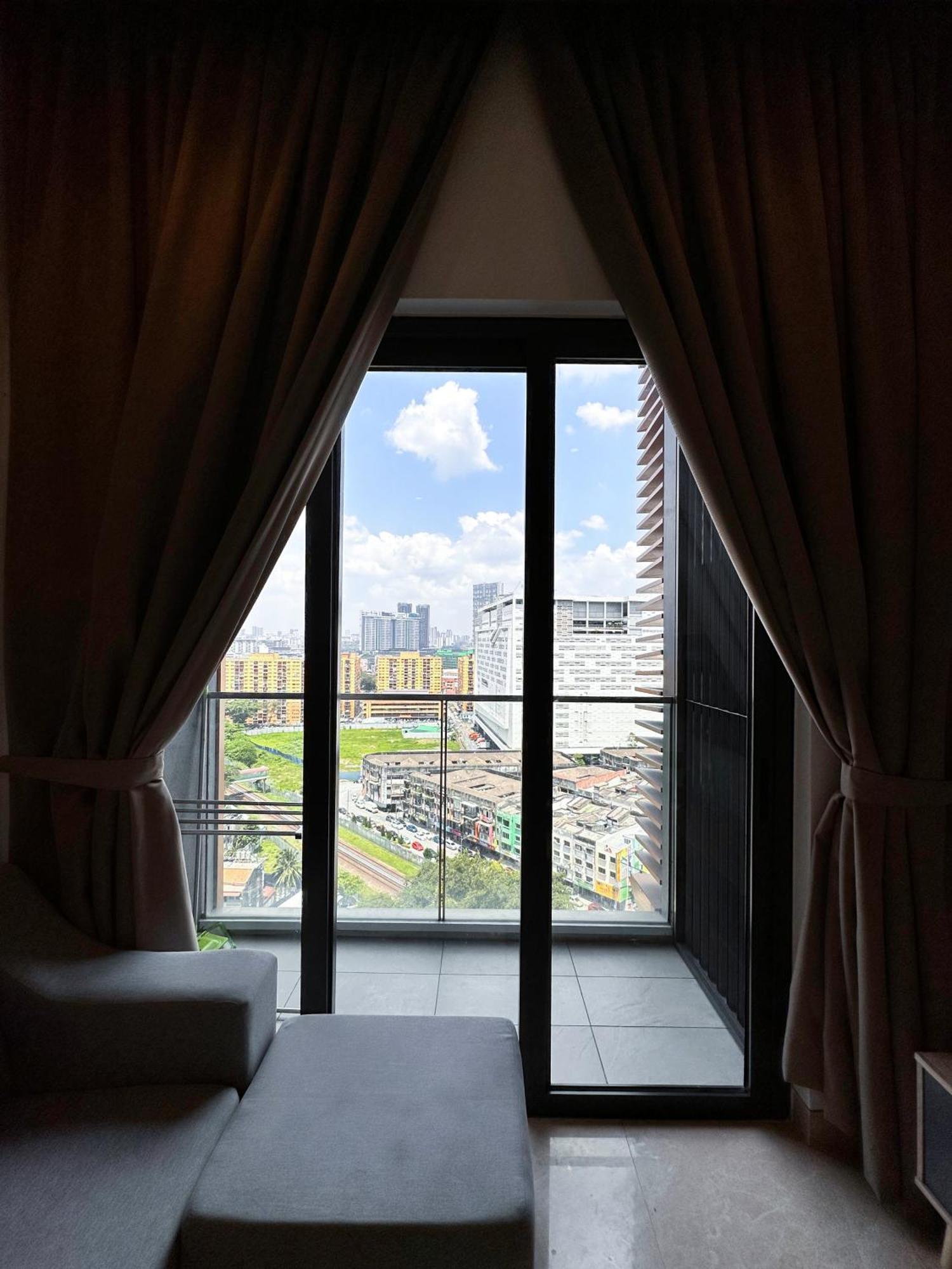 Lucentia Residences By Moonlight Home Stay! Kuala Lumpur Zewnętrze zdjęcie